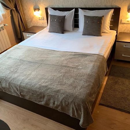 Gm Royal Plaza Aparthotel Μπόροβετς Εξωτερικό φωτογραφία